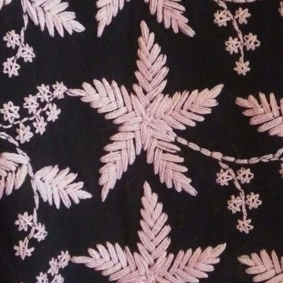 Top - Picture 2 of 3